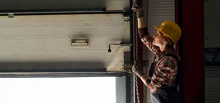 Addressing Common Garage Door Stoppage Issues in Covington, WA